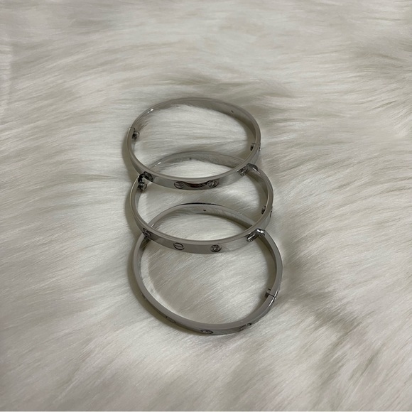 Generic Love Screw Bracelet with Screwdriver in Silver with 4 Stones - Picture 5 of 7